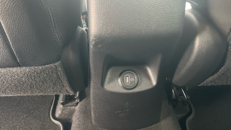 Kia Stonic 1.0T GDi 48V Connect 5dr DCT Petrol Estate